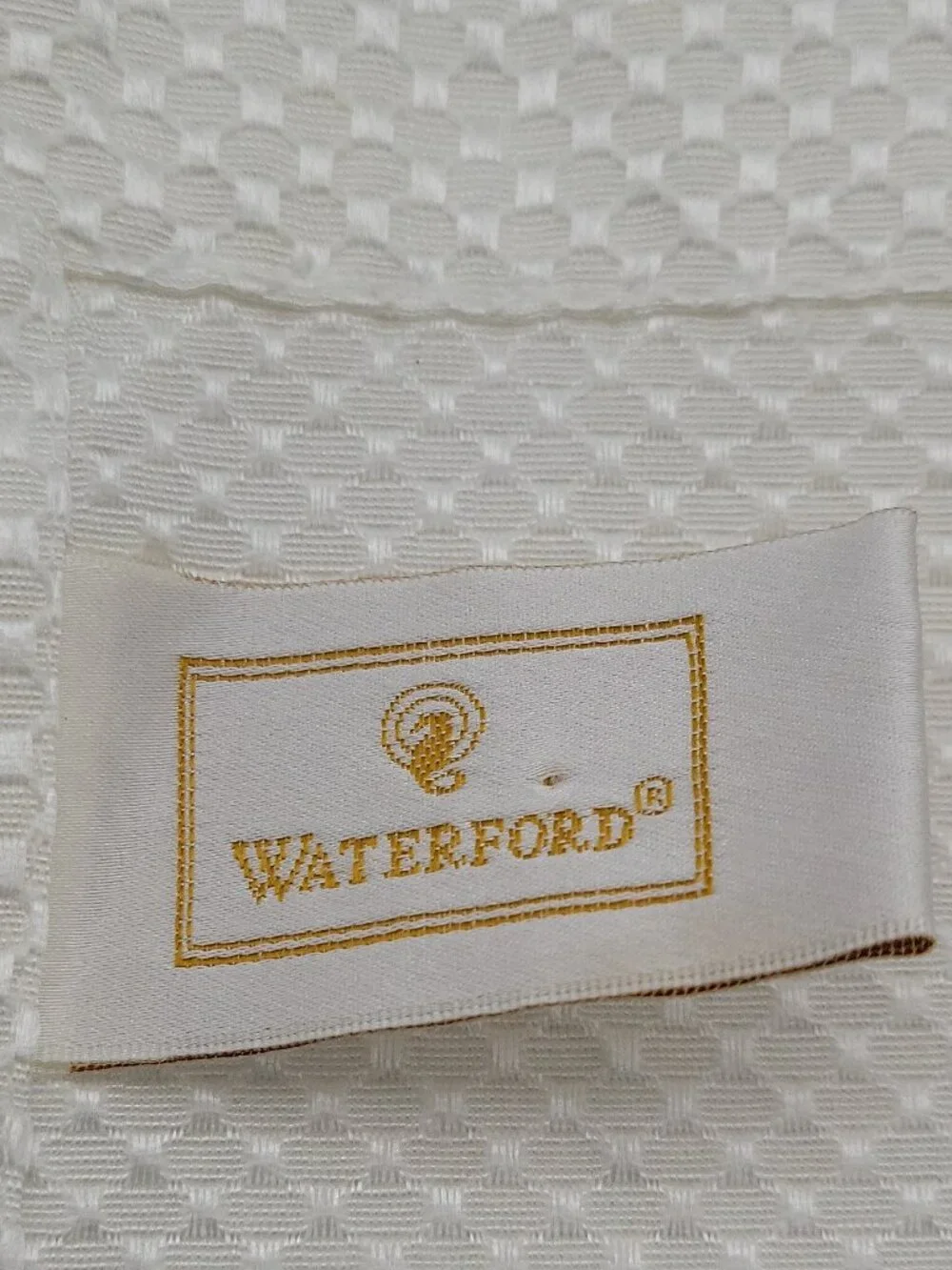 Waterford White Woven Geometric Square Napkins 5-ct Cotton/Polyester Sq. 20x20